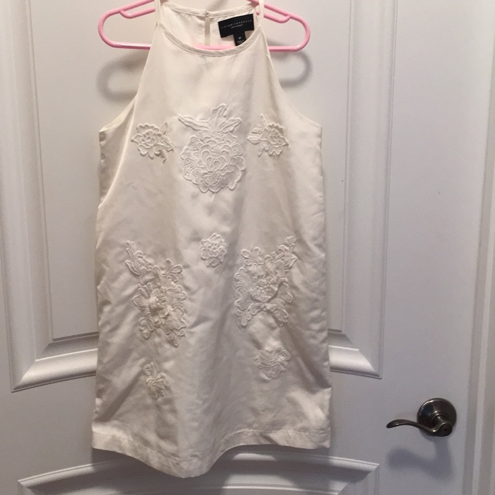 Girls Size Medium Victoria Beckham dress size 7/8